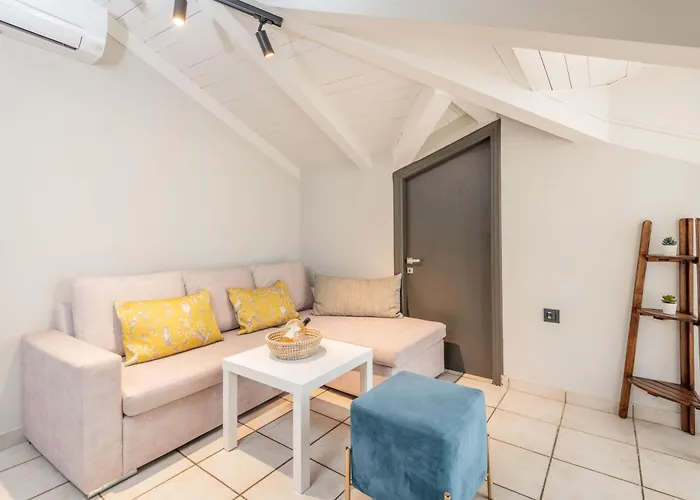 Mavra Elegant 3*