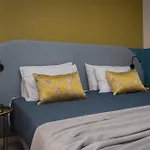 Mavra Elegant Aparthotel 3*
