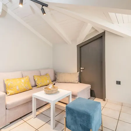 Mavra Elegant 3*