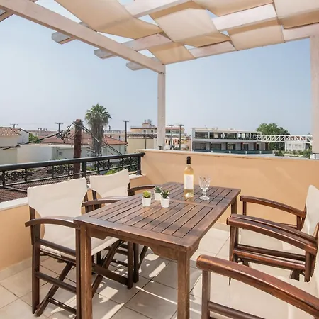 Ξενοδοχείο με διαμερίσματα Mavra Elegant 3*
