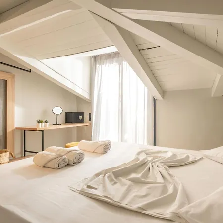 Hotel de apartamente Mavra Elegant 3*