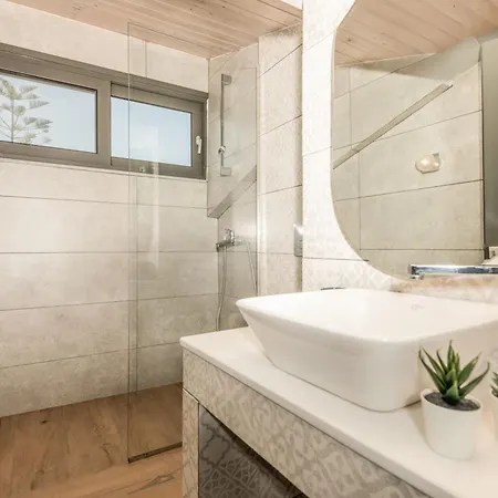Mavra Elegant 3*